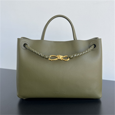 bottega veneta andiamo leather tote bag #810214